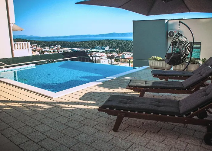 Apartment With Private Pool \
