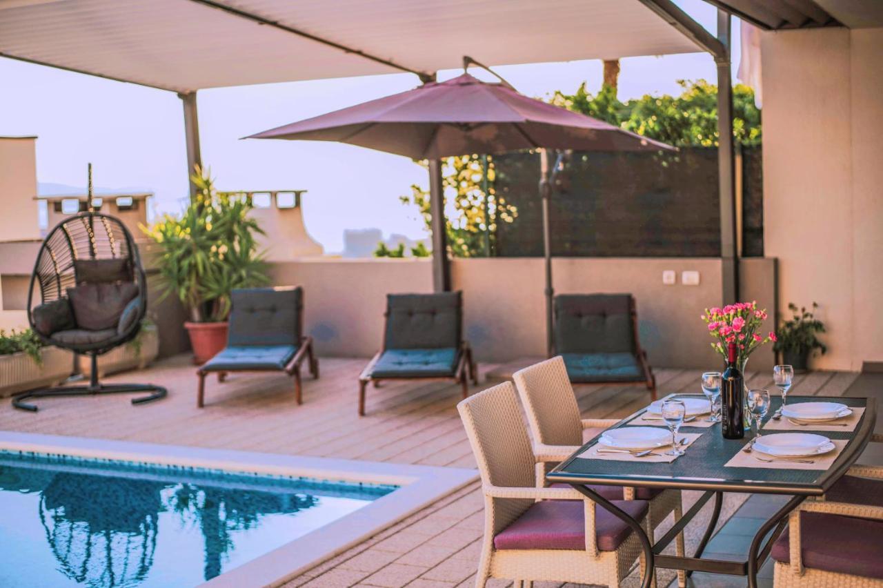 With Private Pool 