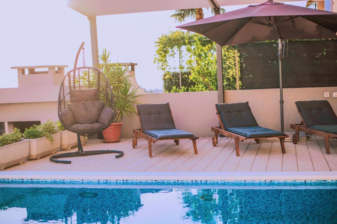 With Private Pool 